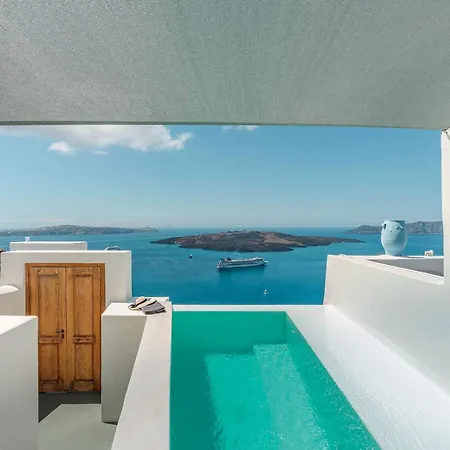 Villa Luxury Grand Santorini 3 Bedrooms Unforgettable Caldera Sea Views Outdoor Hot Tub Fira (Santorini)