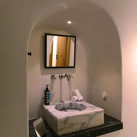빌라 Luxury Grand Santorini 3 Bedrooms Unforgettable Caldera Sea Views 산토리니