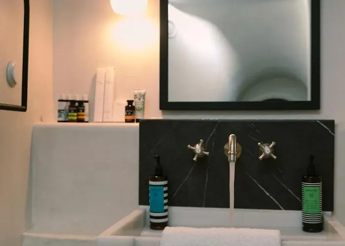 Luxury Grand Santorini 3 Bedrooms Unforgettable Caldera Sea Views Fíra