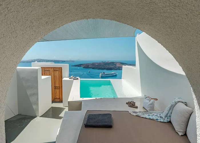 Luxury Grand Santorini 3 Bedrooms Unforgettable Caldera Sea Views Villa *